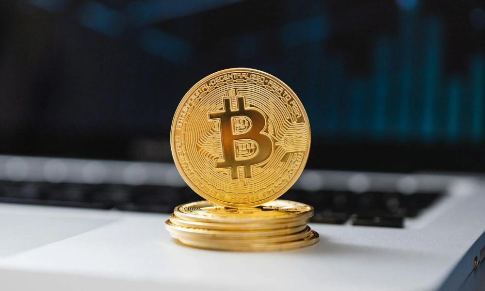 Bitcoin Drops Below $78,000: Is the Crypto Market Crashing?